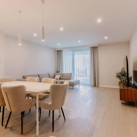 Apartament Carmen *