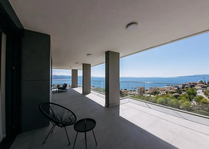 Carmen アパート *