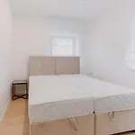 Carmen Apartment *